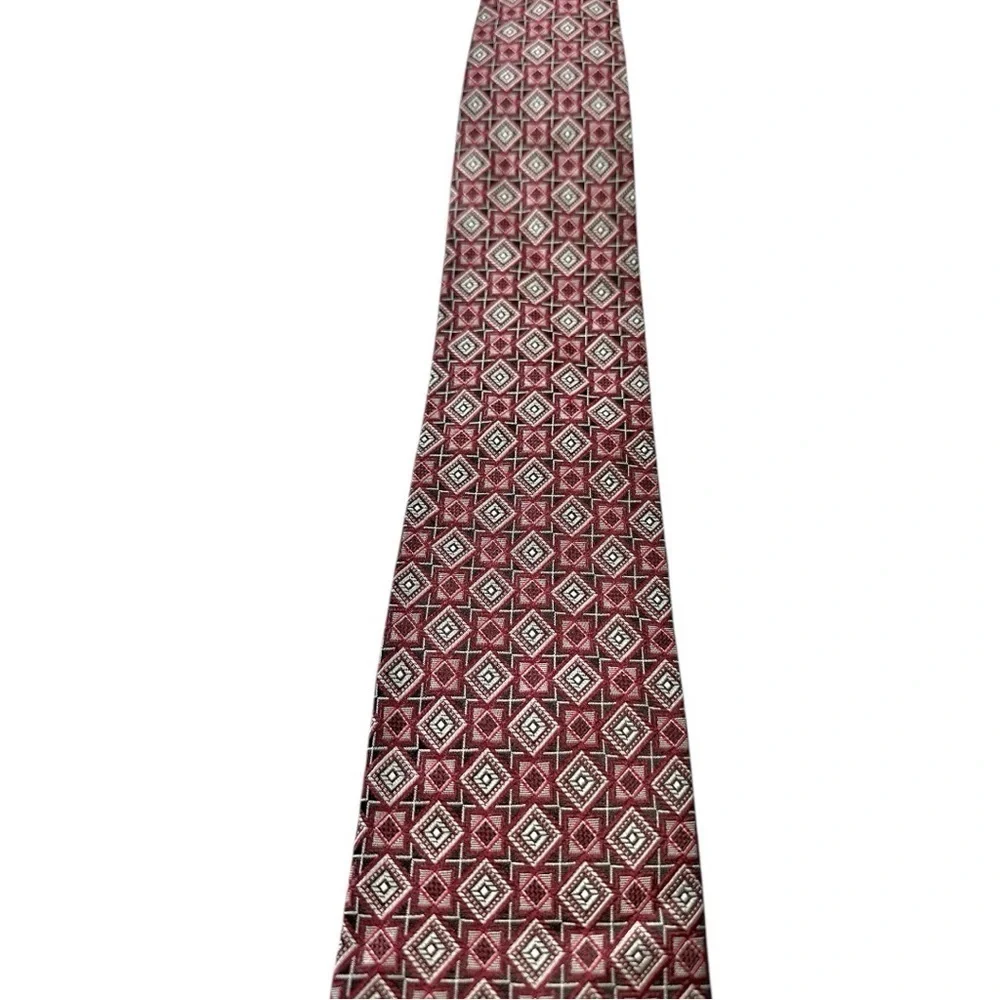 🌸Bruma Bibas- Red Geometric Print 100% Silk Tie